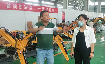  安阳县委常委、副县长及宣传部部长视察小挖项目